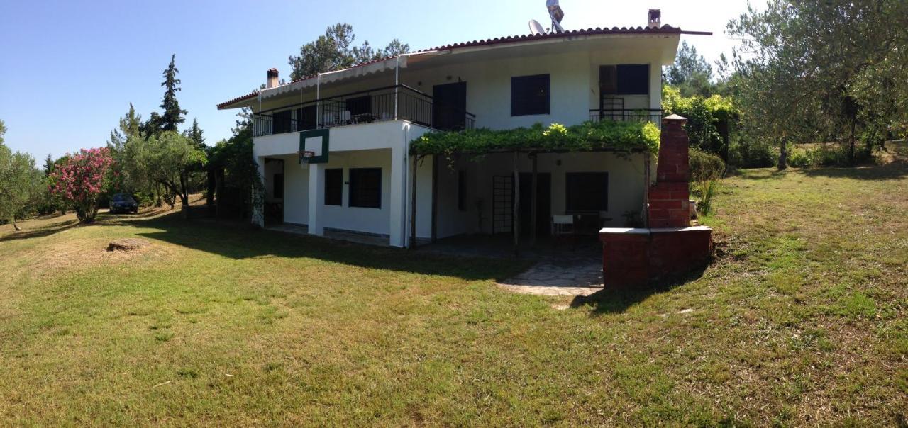 Secluded 1.8 Acre Garden Villa, For Exclusive Use With Stunning Views. Kalandra المظهر الخارجي الصورة